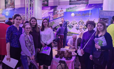 Члены першаснай прафсаюзнай арганізацыі архіва-музея наведалі турыстычны форум «Адкрый Беларусь»
