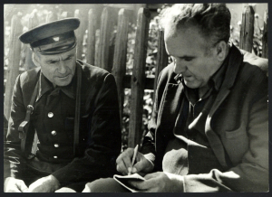 Кулямётчык Зауэр і Я.Брыль. 1971 г.