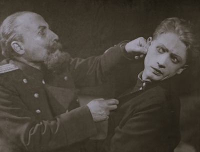 Акцёрская сям'я Уладамірскіх