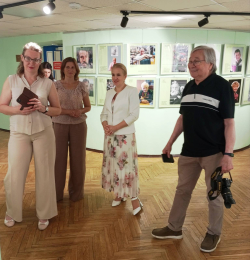 БГАМЛИ посетил выставку фотодокументалиста Юрия Сергеевича Иванова «Ах, вернисаж, ах, вернисаж…»