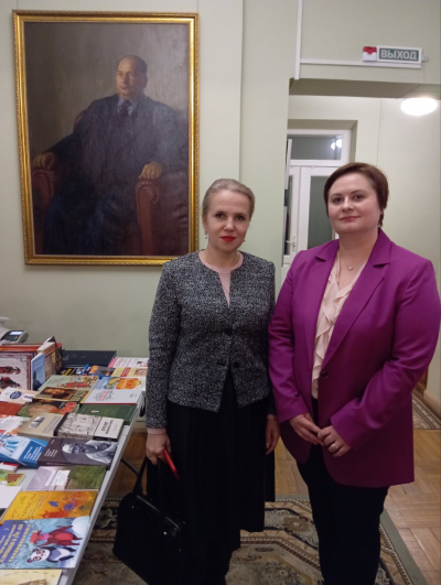 Участие БГАМЛИ в презентации выставочного проекта «Белорусская книга в Китае (1946-2024) Из коллекции Вероники Карлюкевич»